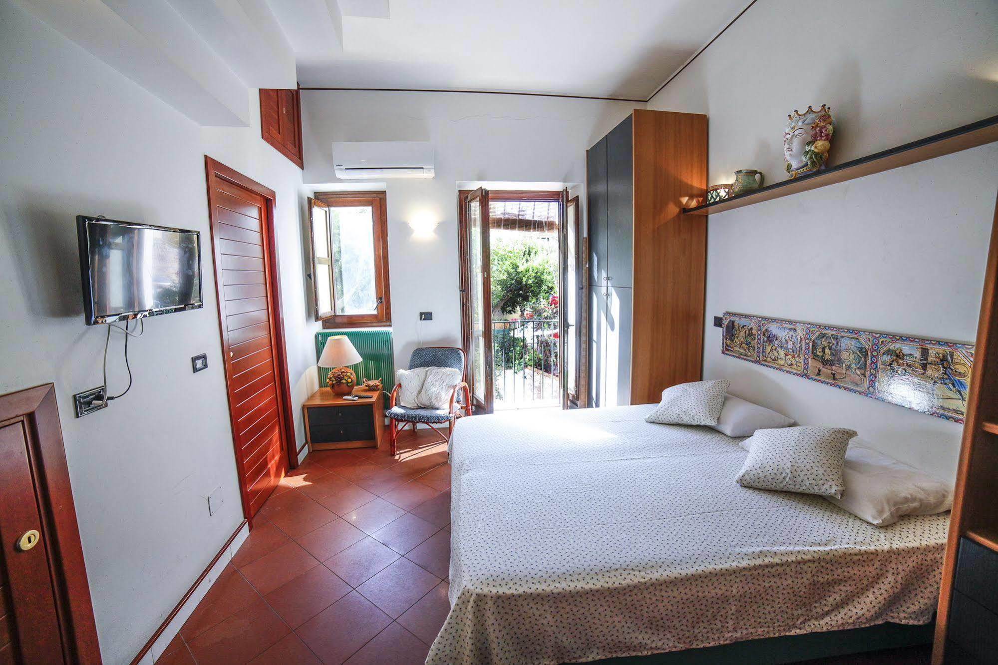 Appartement Il Gelsomino Taormina Center Extérieur photo
