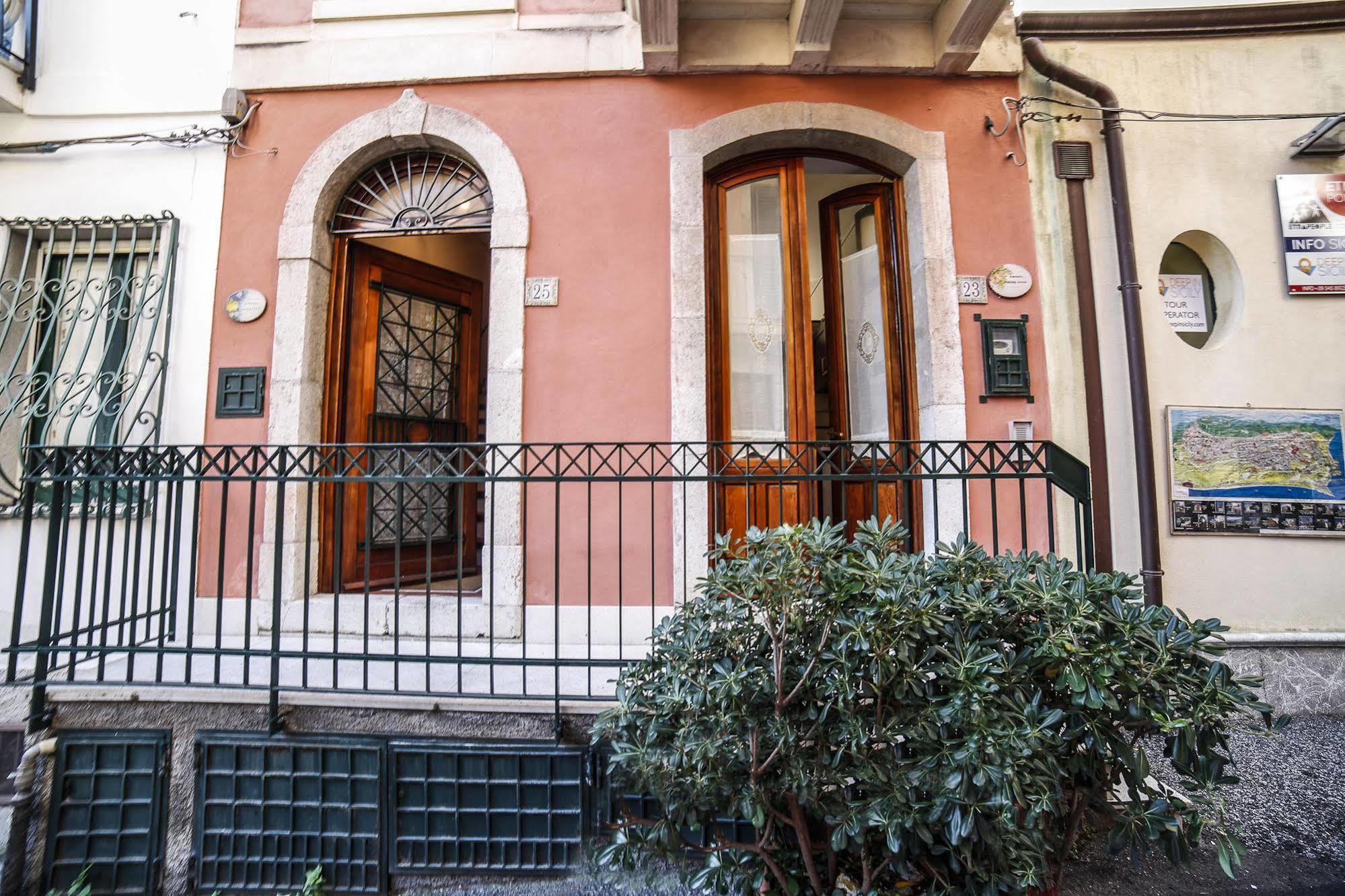 Appartement Il Gelsomino Taormina Center Extérieur photo